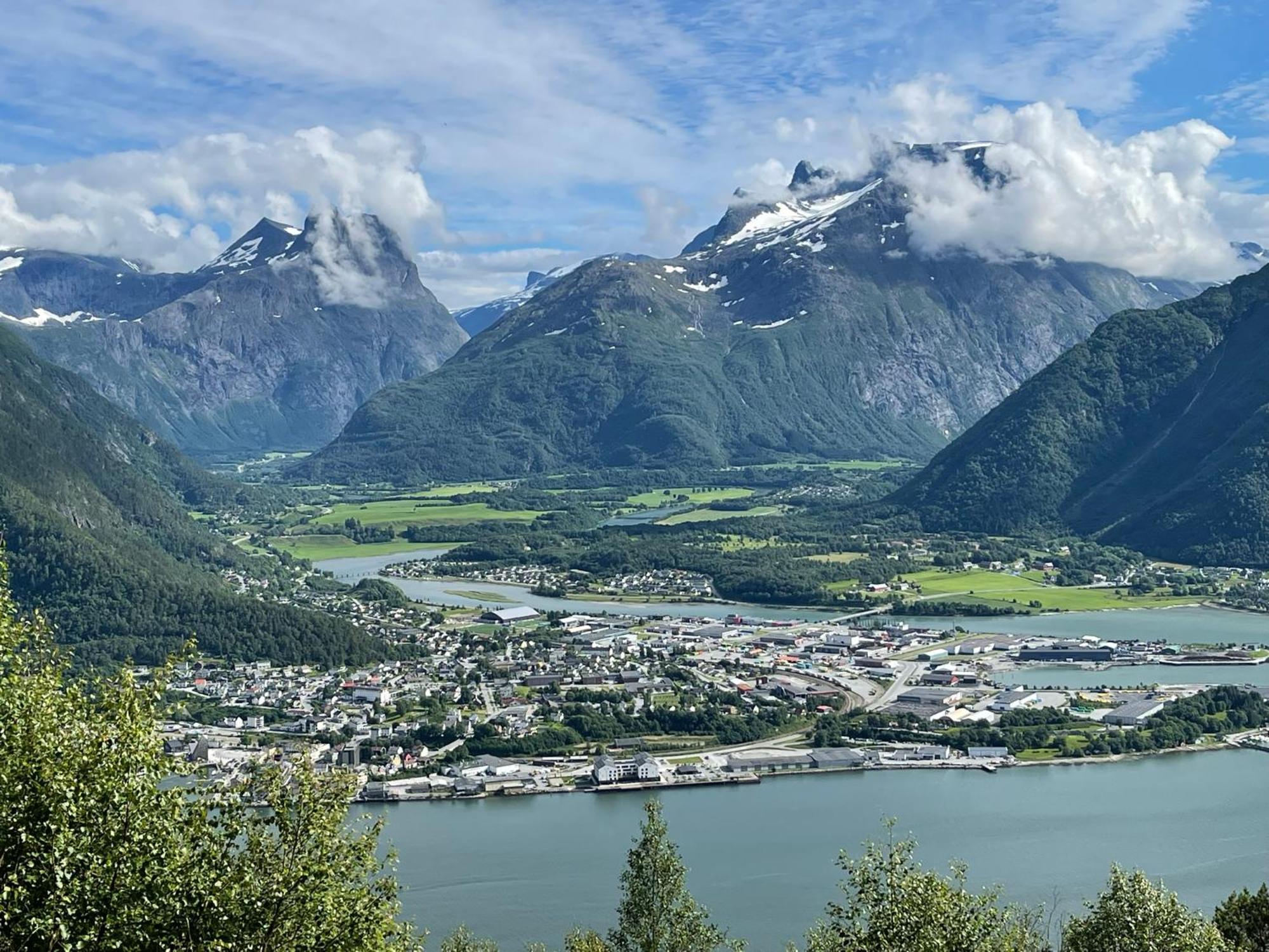 Bakkebo Rampestreken Daire Åndalsnes Dış mekan fotoğraf